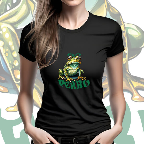 CAMISETA MUJER - ¡QUÉ FRÍO TAN SAPO PERRO!